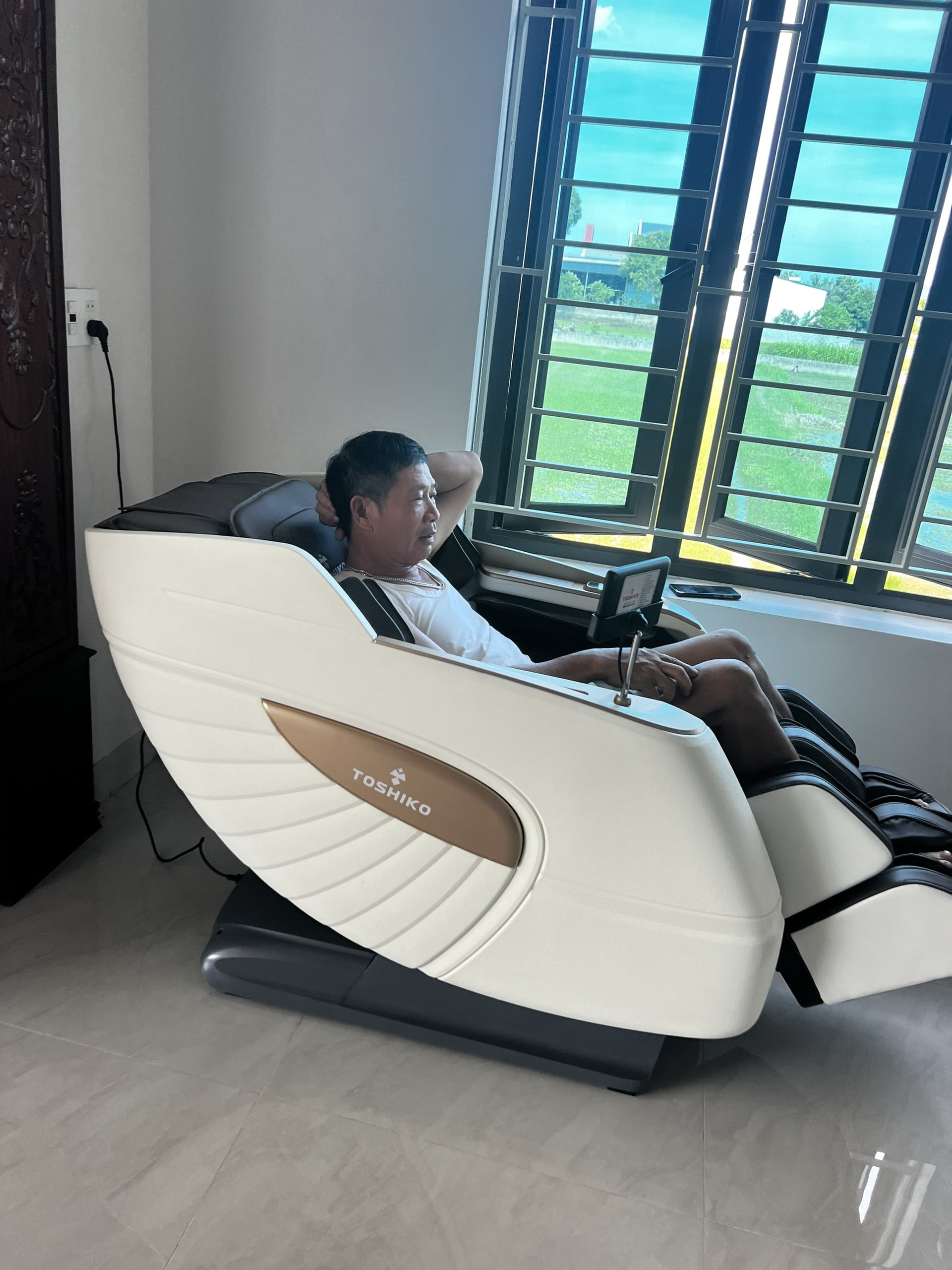 Ảnh thực tế của Tuyền, ảnh 1
