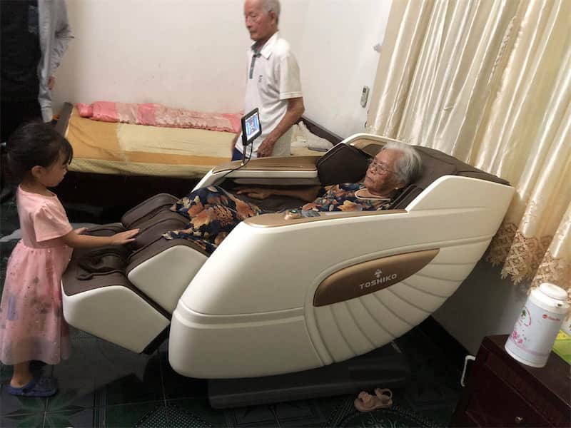 Ảnh thực tế của Tuyến Thịnh, ảnh 1