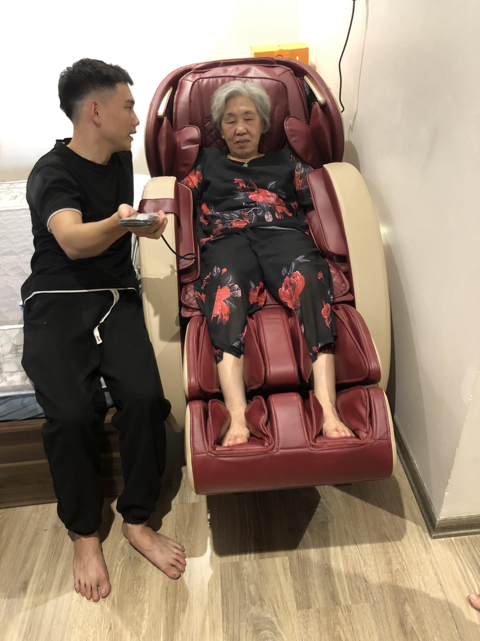 Ảnh thực tế của Hồng Ngọc, ảnh 1