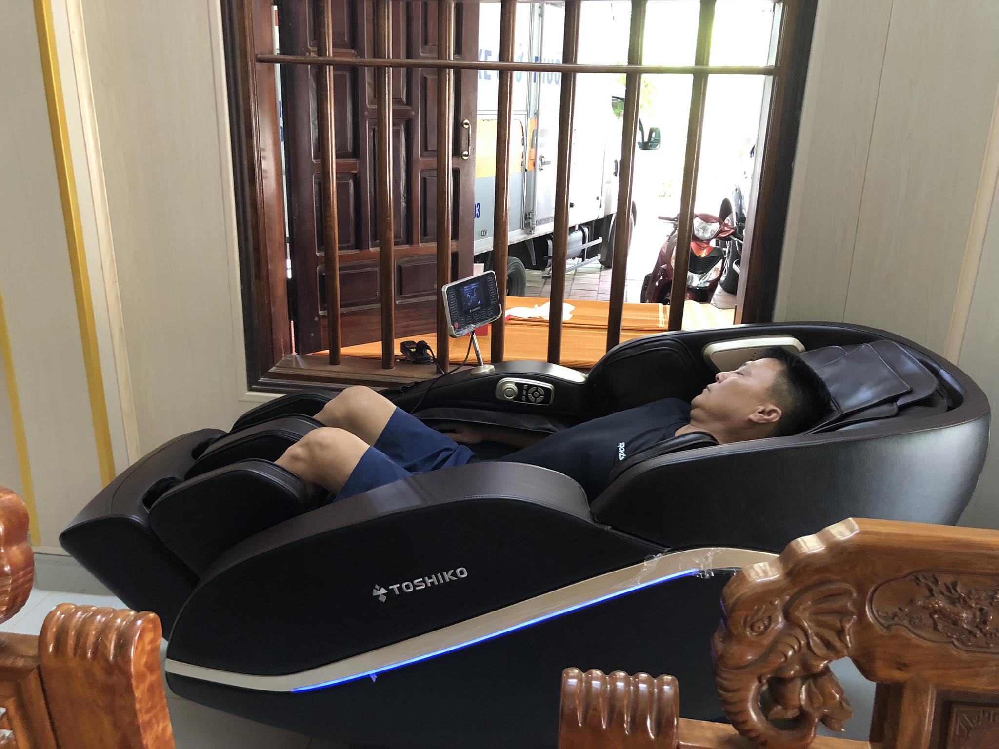 Ảnh thực tế của toàn đinh, ảnh 1