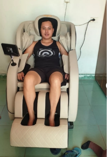 Ảnh thực tế của Bình Bob, ảnh 1