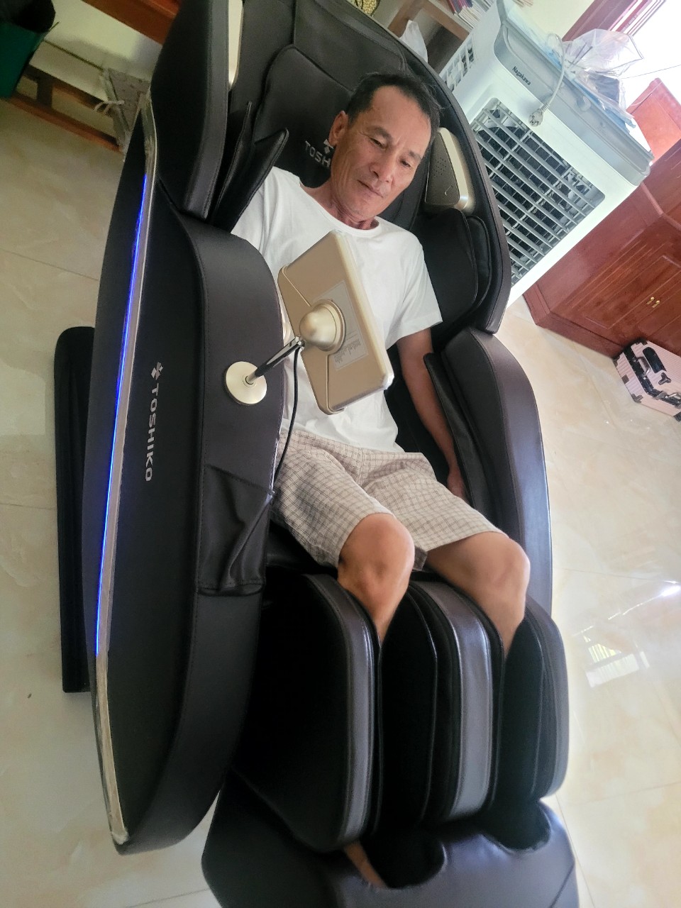 Ảnh thực tế của Hồ, ảnh 2