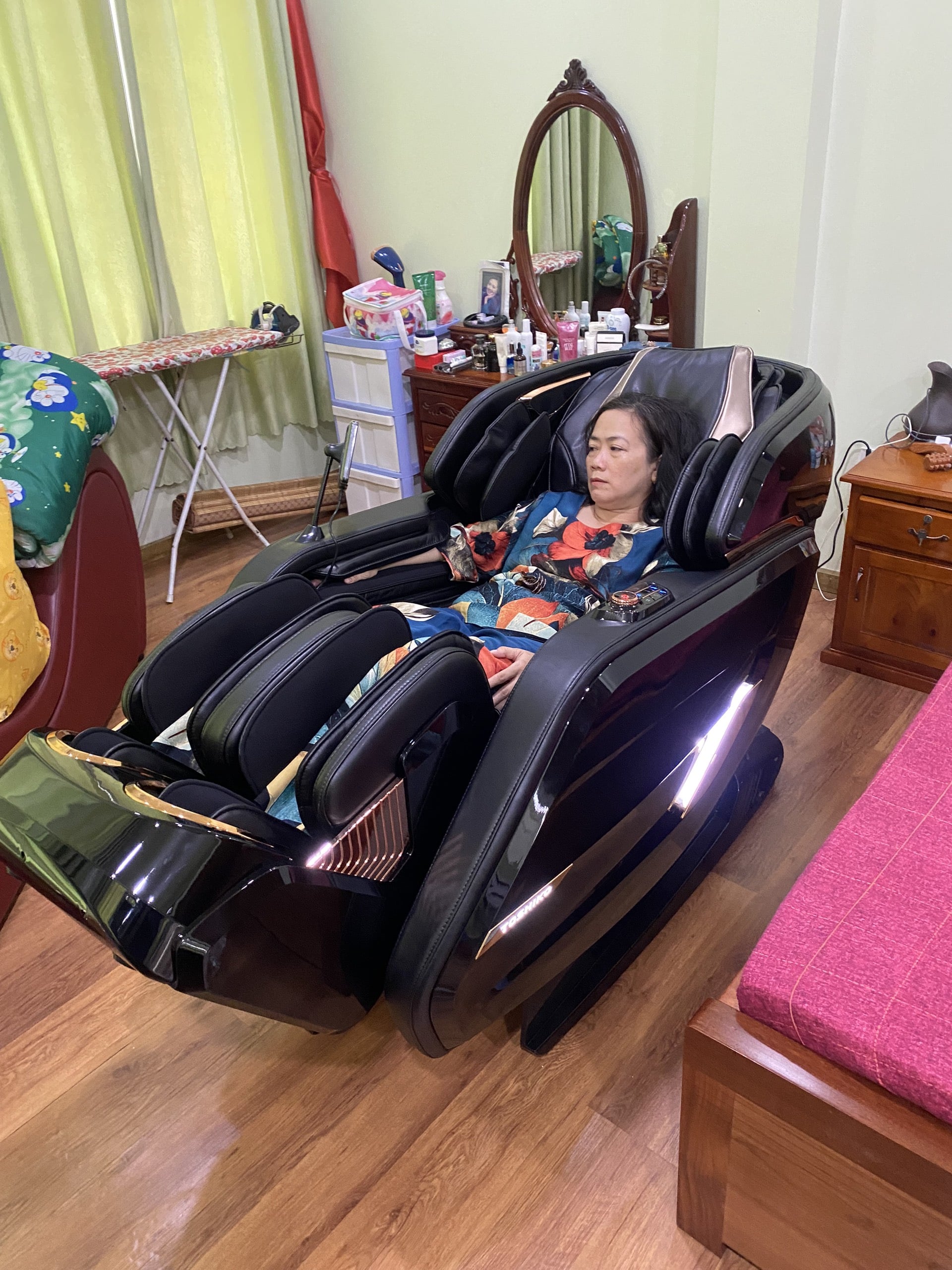 Ảnh thực tế của Tú Thanh, ảnh 1