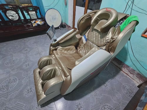 Ảnh thực tế của Hằng Đinh, ảnh 1