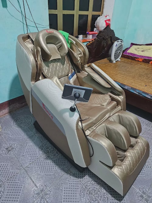 Ảnh thực tế của Hằng Đinh, ảnh 2
