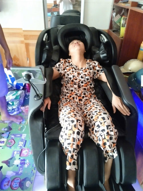Ảnh thực tế của Trần Nhung, ảnh 1