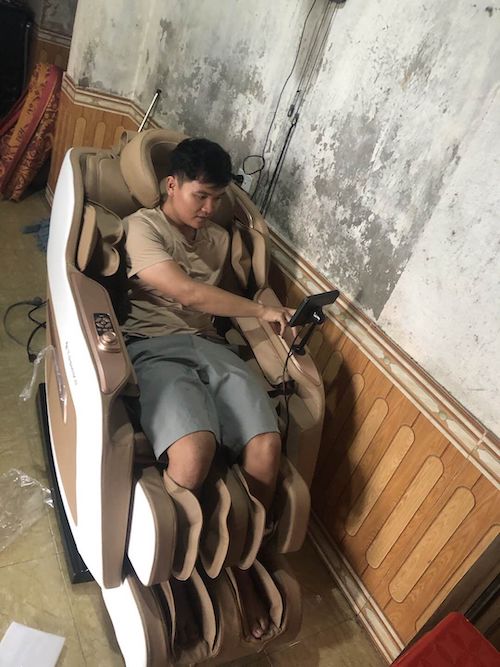 Ảnh thực tế của Hạnh Nguyên, ảnh 2