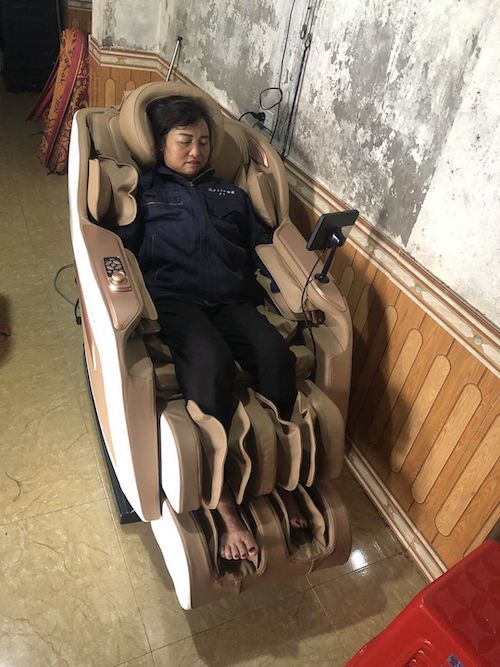 Ảnh thực tế của Hạnh Nguyên, ảnh 1