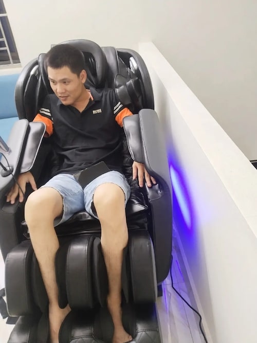 Ảnh thực tế của Phạm Văn Sơn, ảnh 2