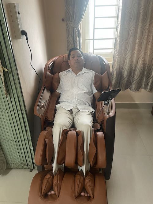 Ảnh thực tế của Hậu, ảnh 2