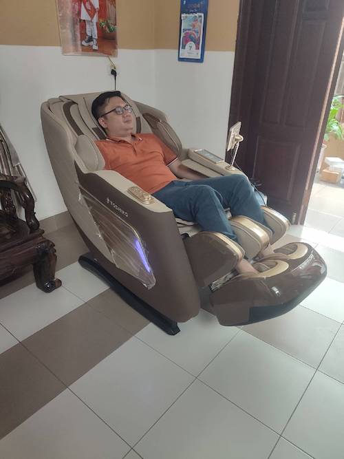 Ảnh thực tế của Lương Ngọc, ảnh 1
