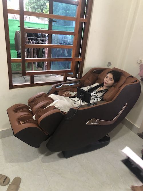 Ảnh thực tế của Huyền Quỳnh, ảnh 2