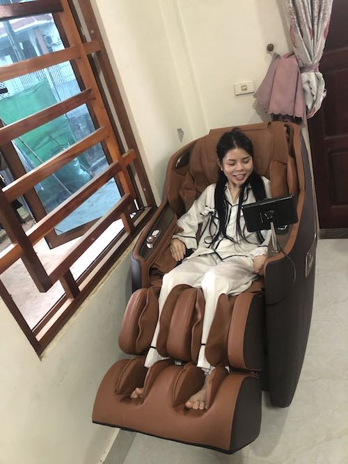 Ảnh thực tế của Huyền Quỳnh, ảnh 1