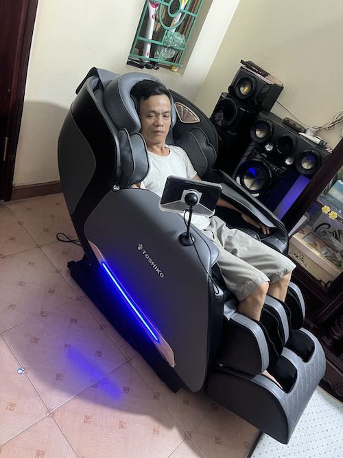 Ảnh thực tế của Lương Thùy Linh, ảnh 1
