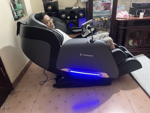Ảnh thực tế của Lương Thùy Linh, ảnh 2