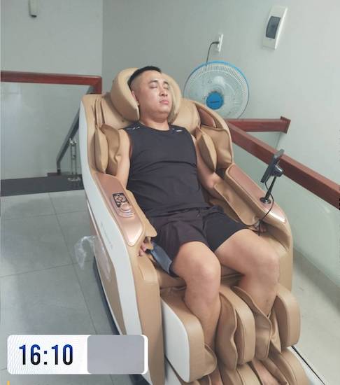 Ảnh thực tế của Minh Minh, ảnh 1