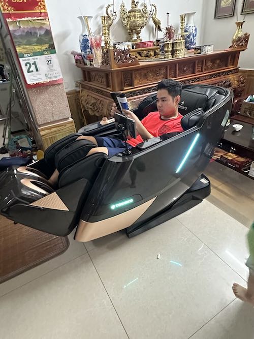 Ảnh thực tế của Trần Minh Hùng, ảnh 2
