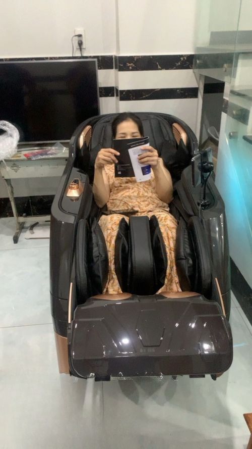 Ảnh thực tế của Phan Quỳnh Như, ảnh 1