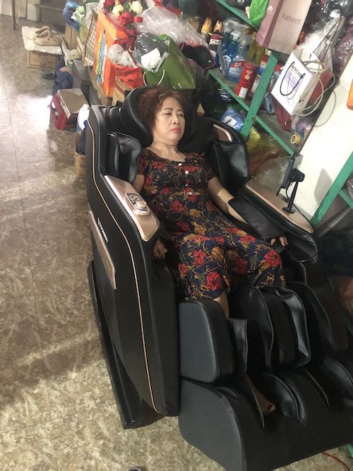 Ảnh thực tế của Phạm Bích Nguyệt, ảnh 2