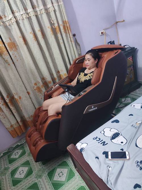 Ảnh thực tế của Trịnh Tú Cầm, ảnh 1