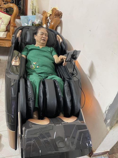 Ảnh thực tế của Trần Minh Chính, ảnh 1