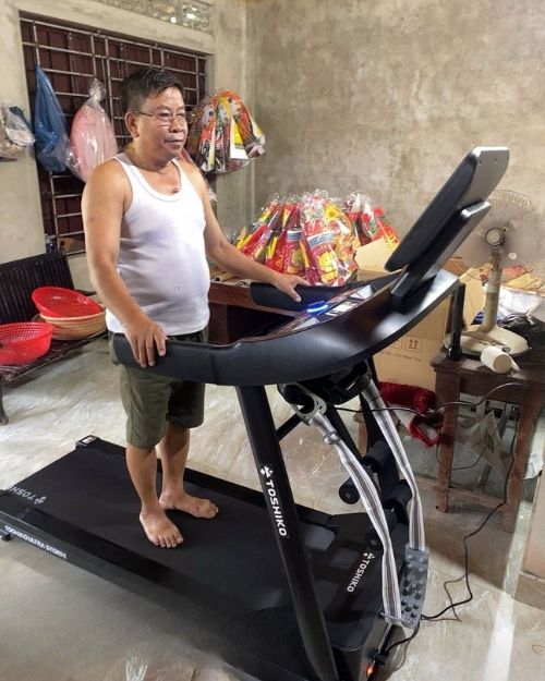 Ảnh thực tế của Trịnh Minh Thư, ảnh 2
