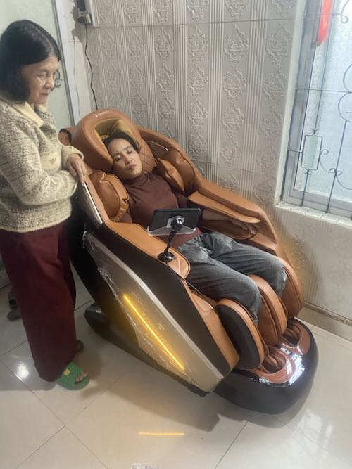Ảnh thực tế của Nguyễn Thị kim Tuyến, ảnh 2