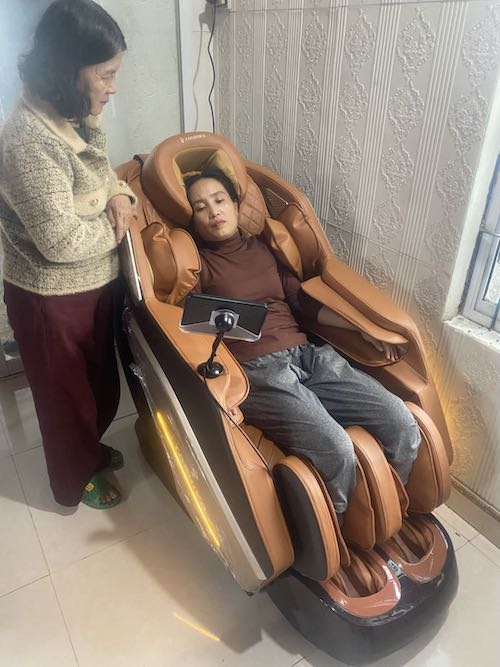 Ảnh thực tế của Nguyễn Thị kim Tuyến, ảnh 3