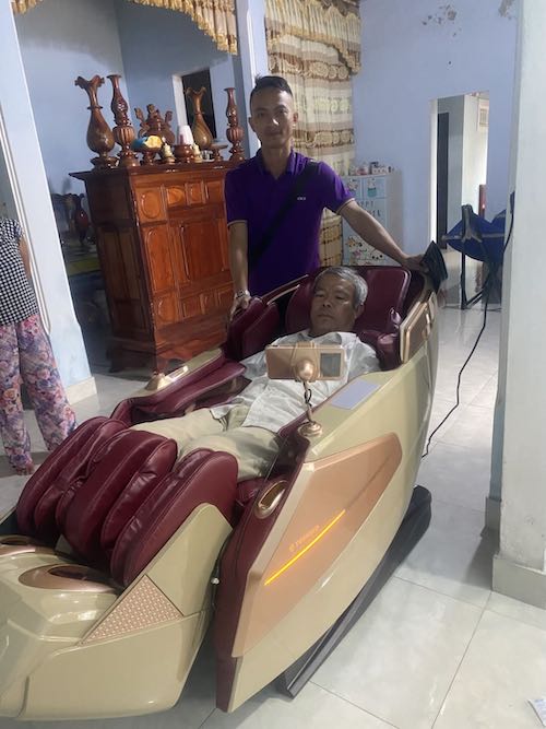Ảnh thực tế của Trịnh Hoài Anh, ảnh 2