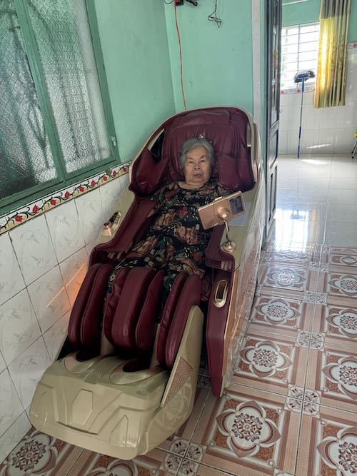 Ảnh thực tế của Vũ Thị Huệ, ảnh 1