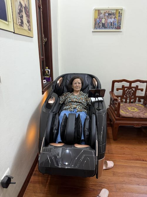 Ảnh thực tế của Hoàng Huỳnh Nguyệt Hoa, ảnh 1