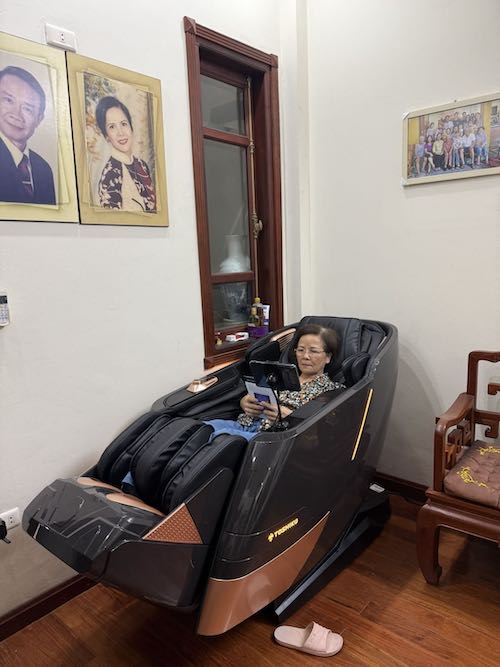 Ảnh thực tế của Hoàng Huỳnh Nguyệt Hoa, ảnh 3