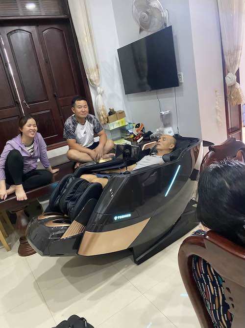 Ảnh thực tế của Trần Hồng Hạnh, ảnh 2