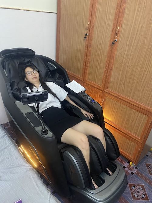 Ảnh thực tế của Phan Thanh Huyền, ảnh 1
