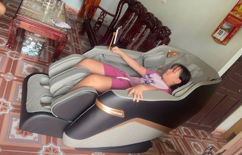 Ảnh thực tế của Hoàng Thị Thắm, ảnh 1