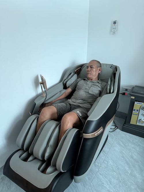 Ảnh thực tế của Nguyễn Minh Hằng, ảnh 3
