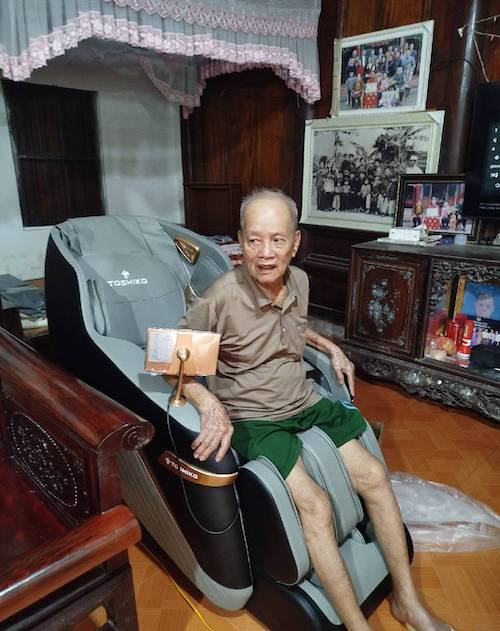 Ảnh thực tế của Định Mạnh Thoan, ảnh 1