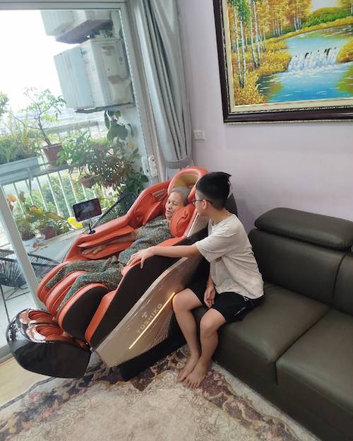 Ảnh thực tế của Ngô Phương Thảo, ảnh 1