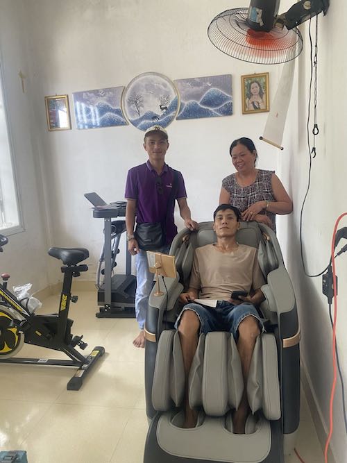 Ảnh thực tế của Trịn Văn Bút, ảnh 2