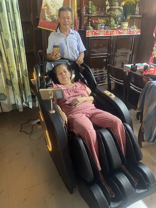 Ảnh thực tế của Hồ Phan Thùy Linh, ảnh 2