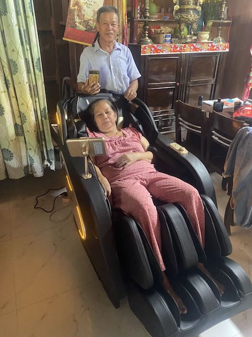 Ảnh thực tế của Hồ Phan Thùy Linh, ảnh 3