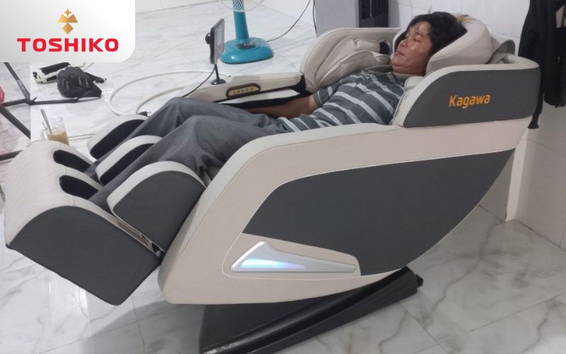 Toshiko hỗ trợ giao và lắp đặt miễn phí ghế matxa toàn thân tại nhà ở khắp 63 tỉnh thành