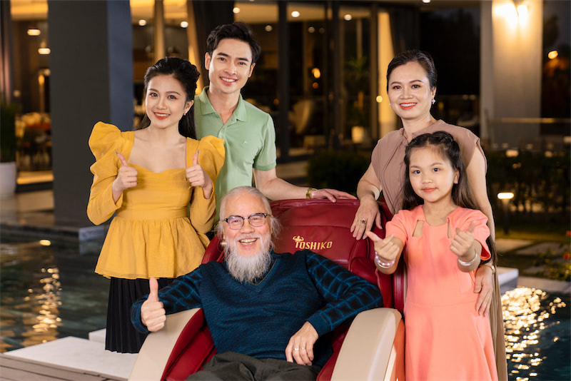 Ghế massge gia đình là giải pháp chăm sóc sức khỏe hoàn hảo cho các thành viên