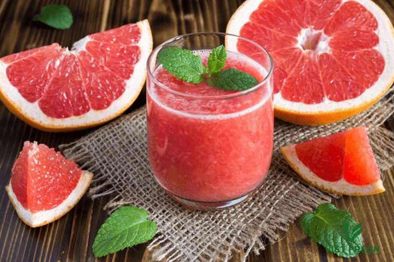 Nước ép bưởi tốt nhưng không nhiều chất xơ bằng múi bưởi