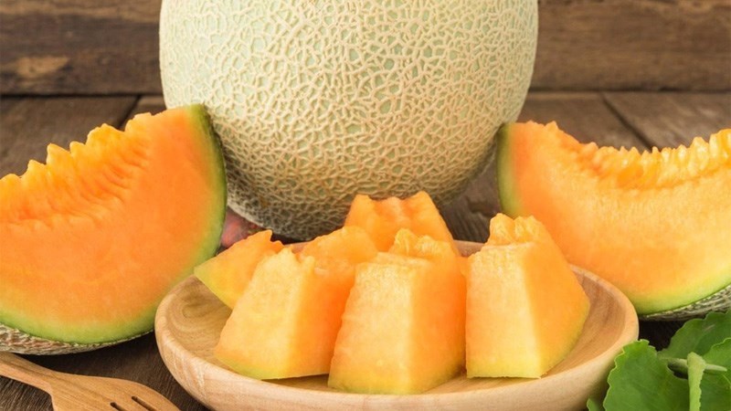 100g dưa lưới mới chỉ cung cấp chưa đến 40 calo