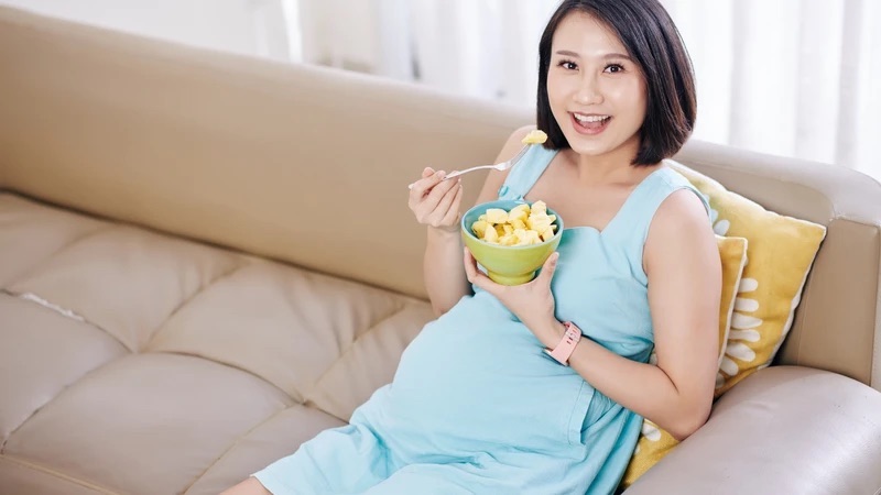 Dứa có nhiều chất dinh dưỡng giúp hỗ trợ không nhỏ cho sức khỏe của mẹ và bé