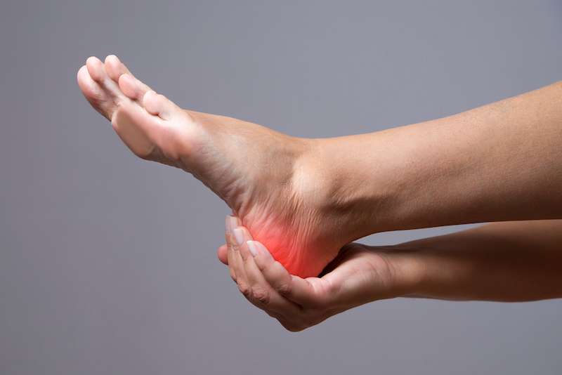 Massage làm giảm mức độ đau gót chân