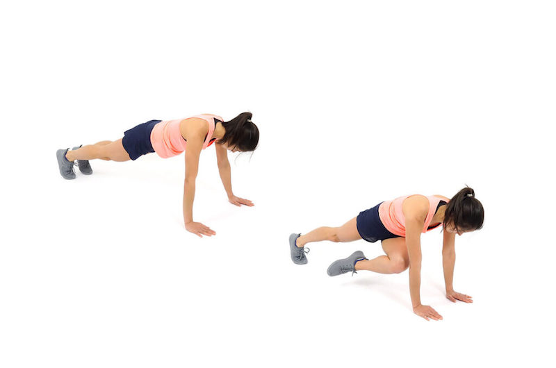 Cross Mountain Climber là bài tập cardio cường độ cao giúp đốt mỡ bụng