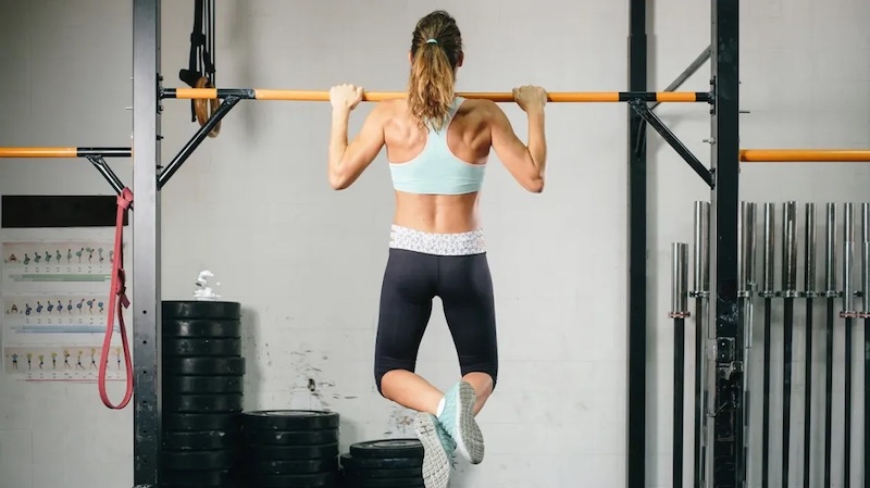 Tập pull-up cải thiện sức mạnh thân trên