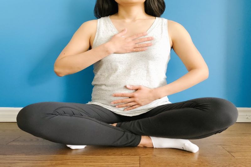 Tập thở bằng bụng